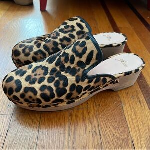 J. Crew leopard calf hair clogs mules 10 EUC AQ676 wood heels leather lined